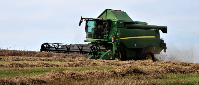 ▶ Combine Cleaning: A Simple Step to Reduce Weed Seed Dispersal